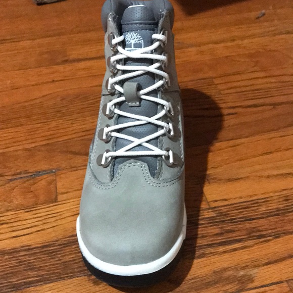 Timberlands - Picture 2 of 5